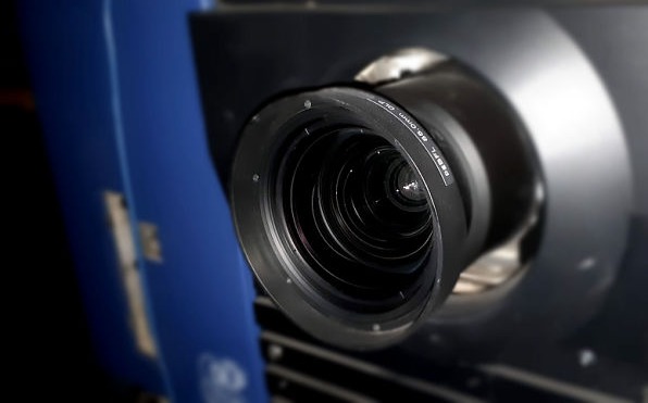 Objectif de projecteur numérique